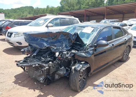 2019 Volkswagen Jetta 1.4T R-Line/1.4T S/1.4T Se z USA, uszkodzony, nr VIN 3VWCB7BU1KM276331